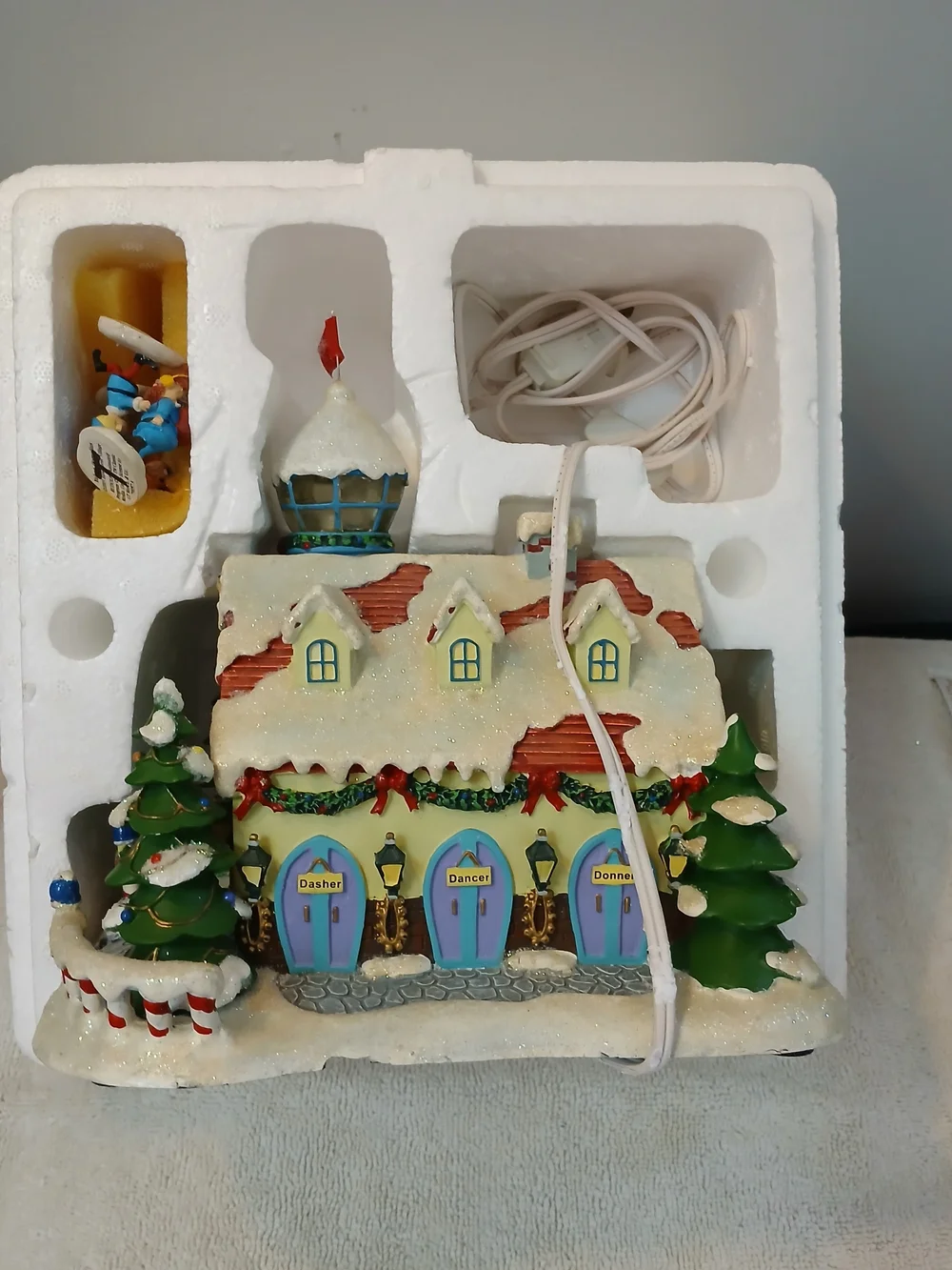 Unbranded Green & Cream Holiday Light-Up Village House